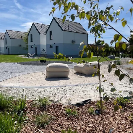 Siedlisko na wydmach, sauna,domki klimatyzowane,starlink internet,parking-2